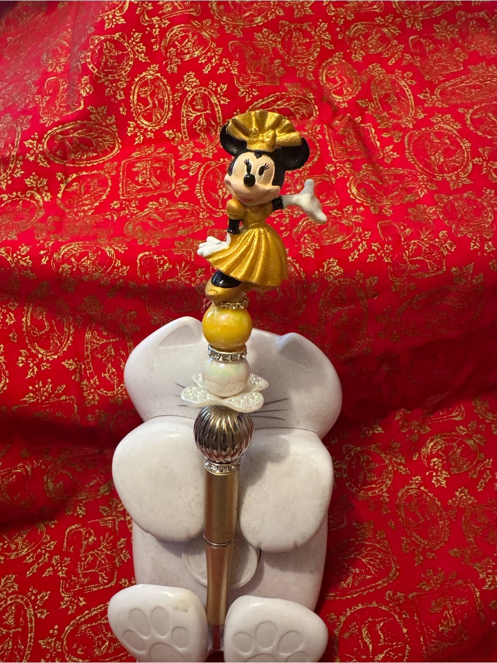Disney Minnie Mouse Gold and Yellow Pen Topper Party Favor
